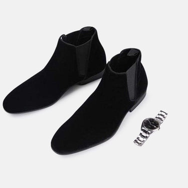 Classic Men’s Chelsea Boots With Elastic Side Panels And Ankle Design