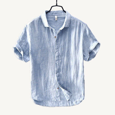 Classic Men’s Short Sleeve Button Down Shirt With Relaxed Collar And Curved Hem