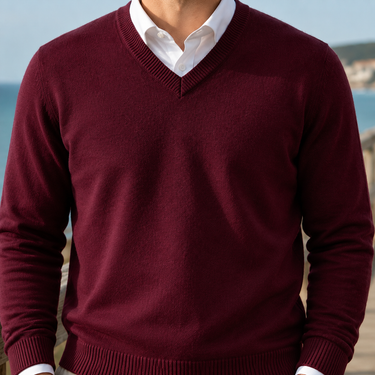 Men's V-neck jumper in wool-blend knit with ribbed collar and cuffs, front view