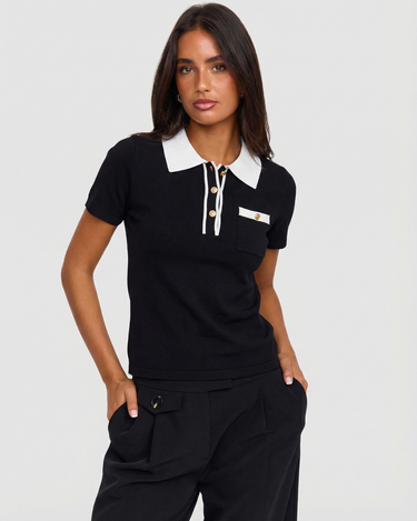 Classic Women’s Polo Shirt With Contrast Collar And Button Placket