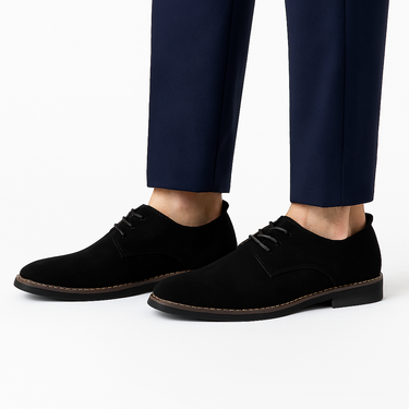 Clean Men’s Derby Shoes With Lace Up Front And Minimal Design