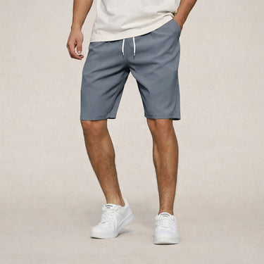 Clean Men’s Woven Shorts With Elastic Waist And Drawstring