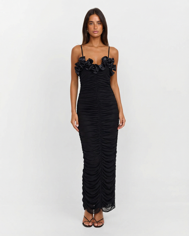Elegant Women’s Ruched Maxi Dress With Strap Detail And Fitted Silhouette