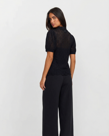 Elegant Women’s Textured Short Sleeve Knit Polo Top with Button Detail
