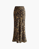 Leopard Print Maxi Skirt with Close-Fit Silhouette