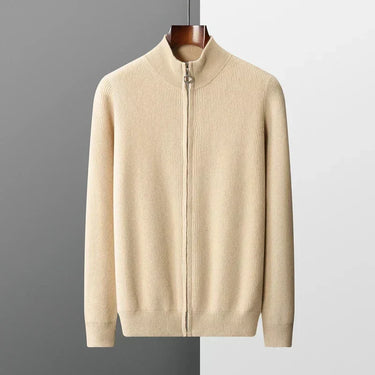 Ribbed cuffs on men's knitted zip up cardigan