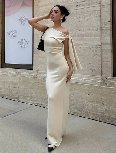 One-Shoulder Sleeveless Maxi Dress for Evening Wear