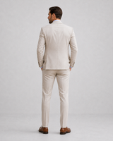 Refined Men’s Linen Three-Piece Suit With Notch Lapels And Waistcoat