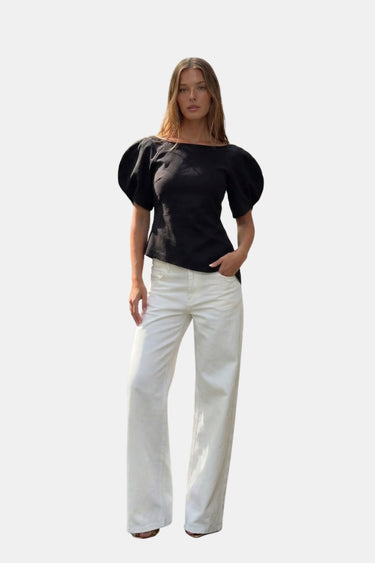 Refined Women’s Knit Top With Puff Sleeve And Asymmetric Hem