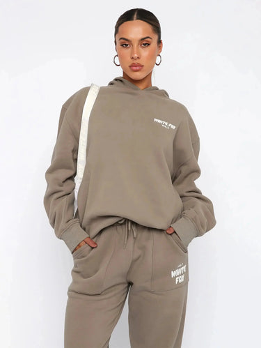 Relaxed Fit Hoodie and Jogger Set for Everyday Wear