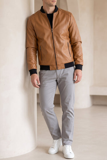 Relaxed Men's Leather Jacket With Single-Breasted Front