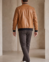 Relaxed Men's Leather Jacket With Single-Breasted Front