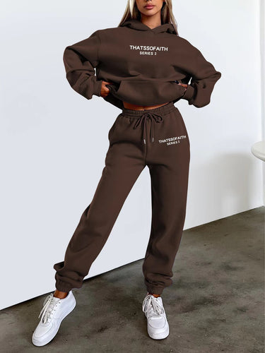 Relaxed Two-Piece Jogging Set with Matching Trousers