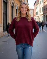Relaxed Women's Round Neck Sweater with Long Sleeves