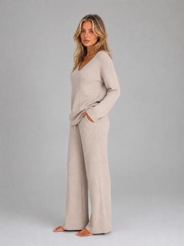 Close-up of the ribbed knit texture on the jumper