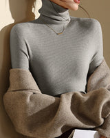 Detail shot of the seamless finish at the hem