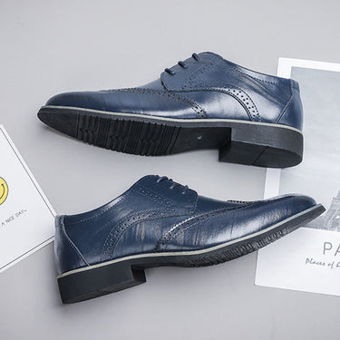 Sharp Men’s Brogue Oxford Dress Shoes With Lace Up Wingtip Detail