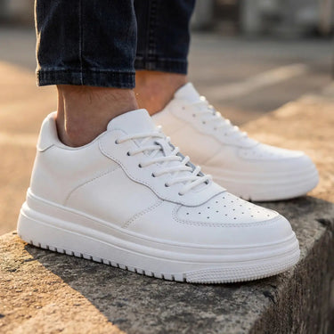 Sleek Men’s Platform Sneakers With Lace Up And Chunky Sole