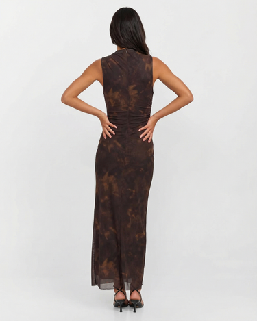 Sleek Women’s Ruched Maxi Dress With Sleeveless Design And Bodycon Fit