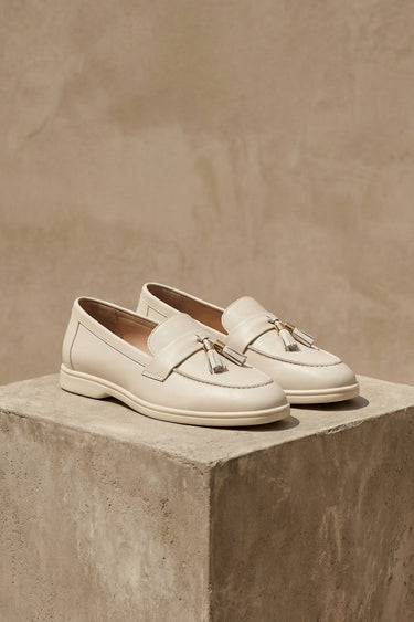 Slip-On Tassel Loafers with Flat Heel