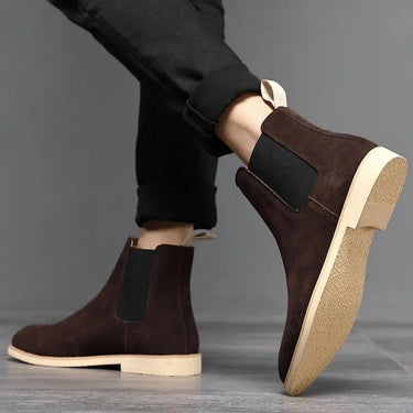 Smart Men’s Chelsea Boots With Elastic Side Panels And Pull Tab