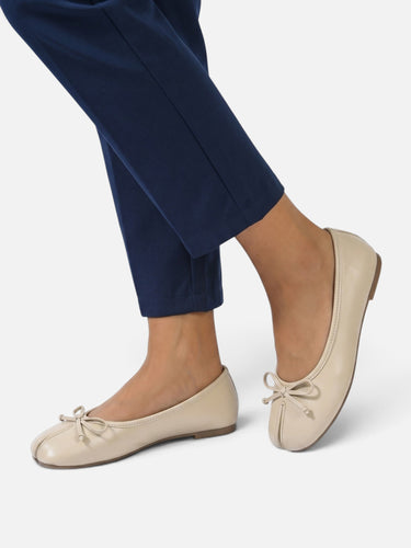 Detail shot of the flexible sole of the ballet flat