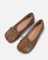 Rear view of ballet flat showing heel and lining