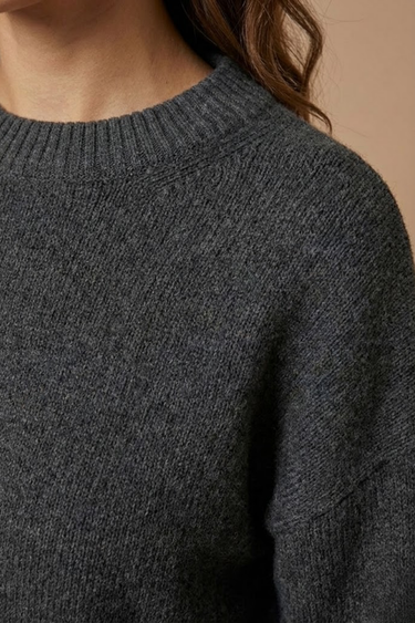 Two-Piece Knit Set with Sweater and Mini Skirt