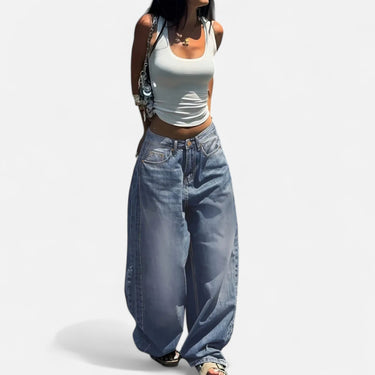 Vintage Wash Straight-Leg Jeans with Loose Fit