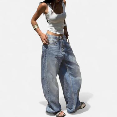 Vintage Wash Straight-Leg Jeans with Loose Fit
