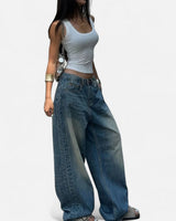Vintage Wash Straight-Leg Jeans with Loose Fit