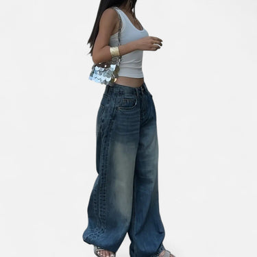 Vintage Wash Straight-Leg Jeans with Loose Fit