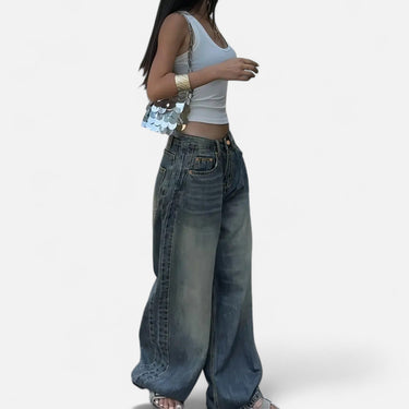 Vintage Wash Straight-Leg Jeans with Loose Fit