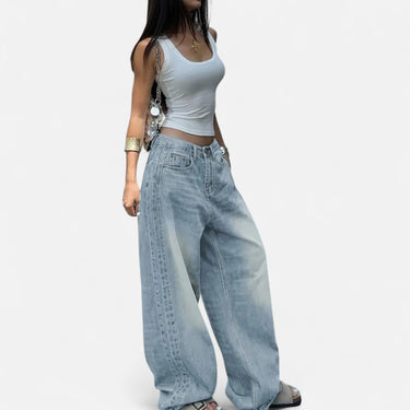 Vintage Wash Straight-Leg Jeans with Loose Fit