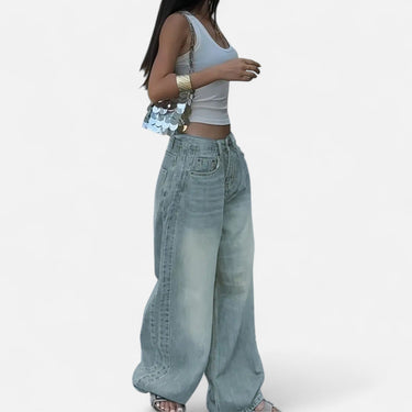 Vintage Wash Straight-Leg Jeans with Loose Fit