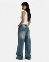 Vintage Wash Straight-Leg Jeans with Loose Fit