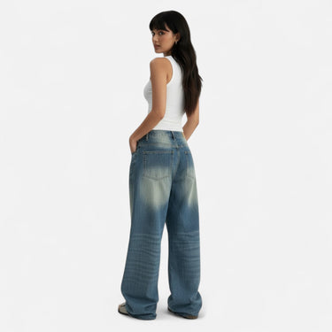 Vintage Wash Straight-Leg Jeans with Loose Fit