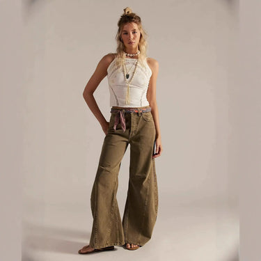 Wide-Leg Jeans with High Waist and Belt Detail