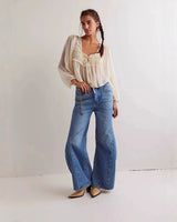 Wide-Leg Jeans with High Waist and Belt Detail