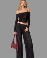 Wide-Leg Jeans with High Waist and Retro Influence